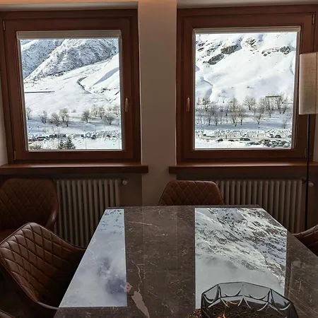 Cervinia Exclusive * ブレウイル・チェルヴィナイア