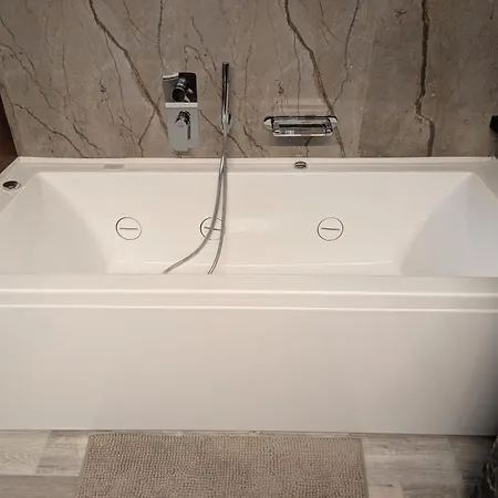 Cervinia Exclusive * ブレウイル・チェルヴィナイア